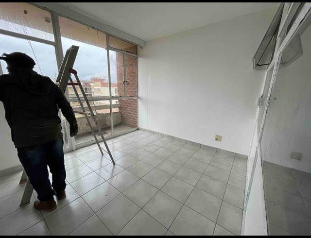 1 BEDROOM APARTMENT FOR SALE IN YEOVILLE